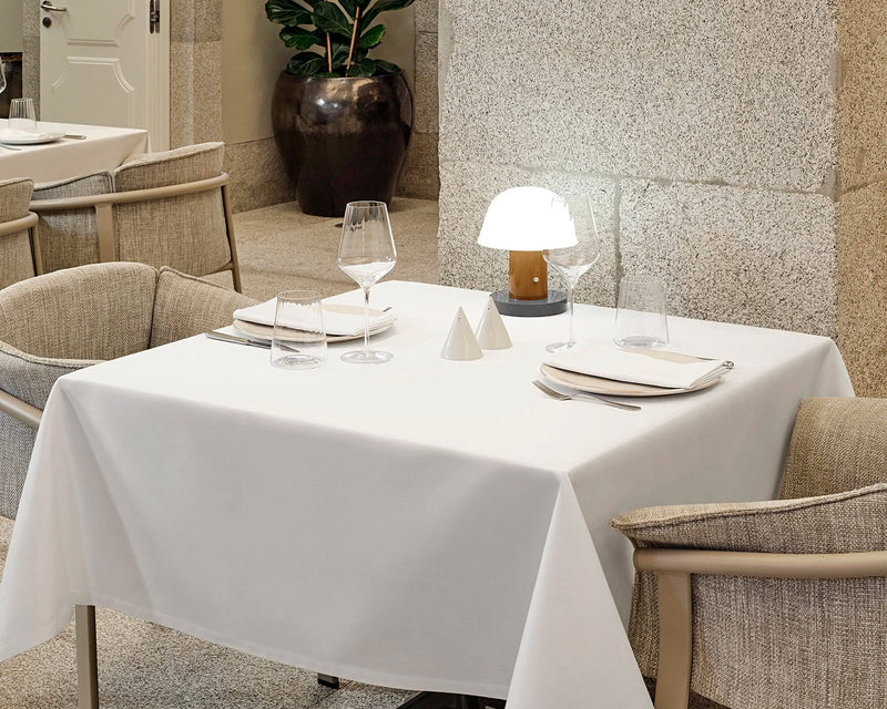 Tablelinen 50% Cotton 50% Polyester