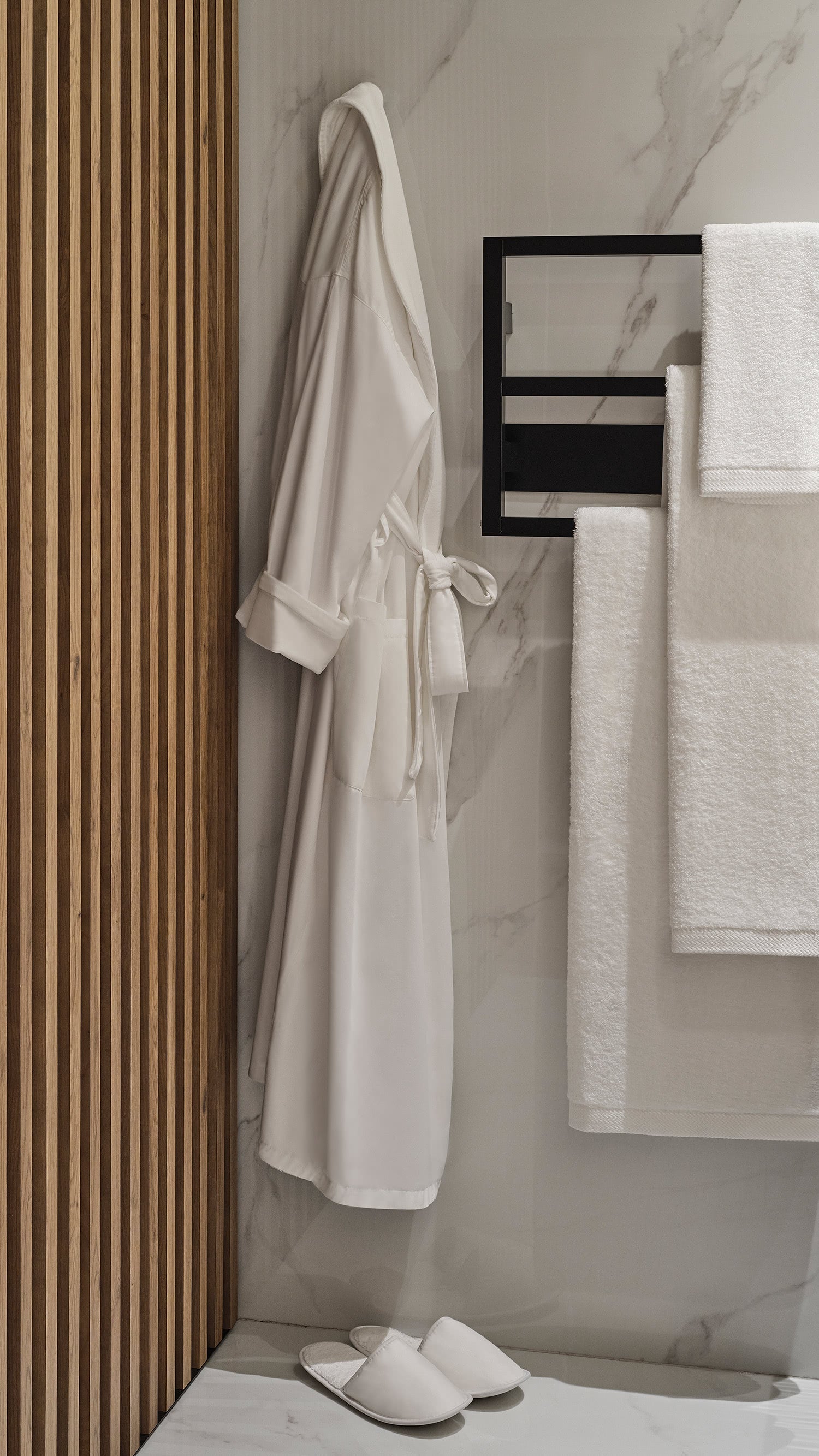 Robe de cetim e tolhas 550 gramas