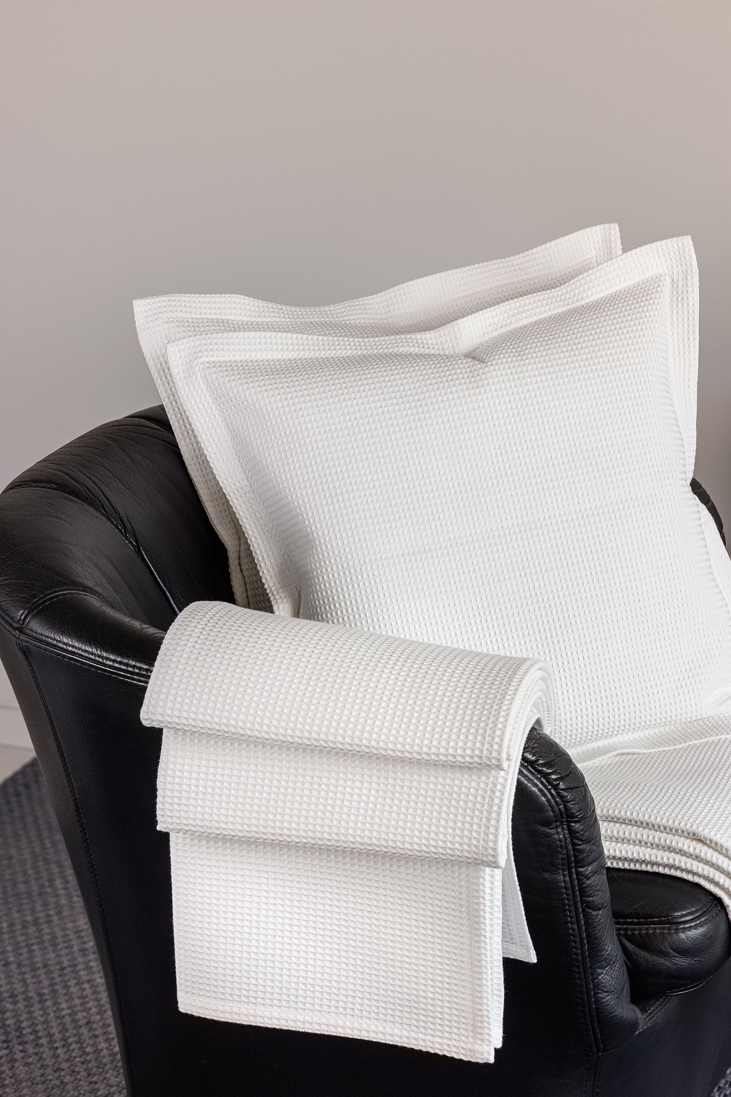 Tapa pes favo de mel e almofada decorativa favo de mel