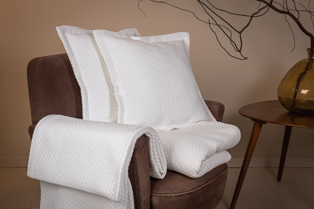 Tapa pes safira e almofada decorativa safira